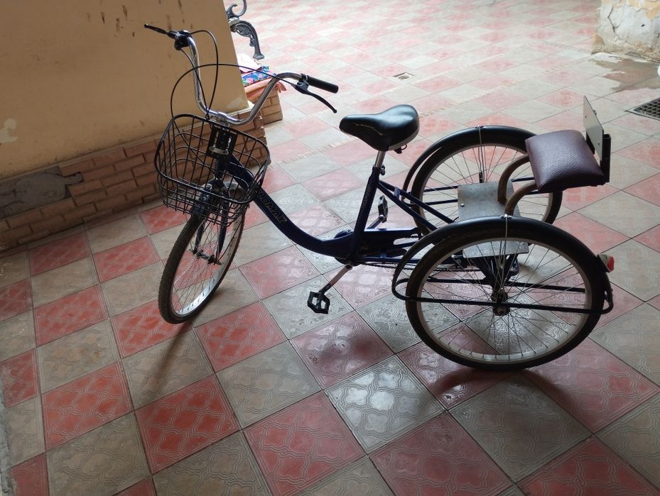 Jin, erim uxlayapti.