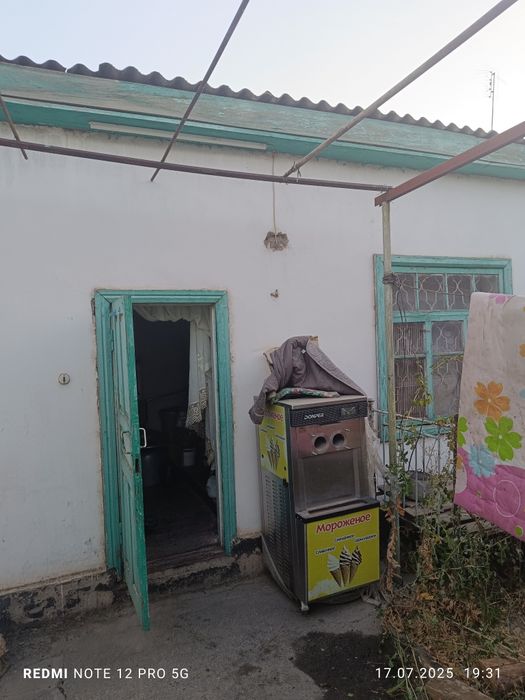 Продается дом в центре Аксукенте