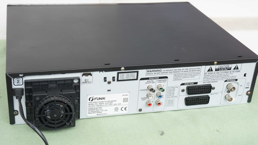 DVD recorder Combo cu VHS FUNAI model WD6D Pal/Secam si HDMI stereo Hi-Fi