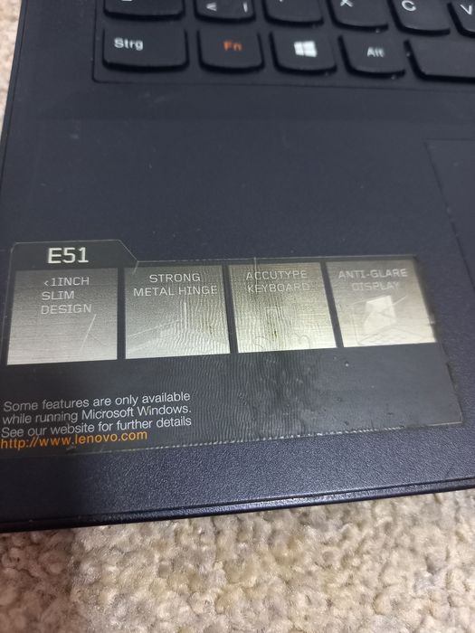 Laptop Intel Core i7 6500u,ssd,vireo 1gb,Ram 12gb,baterie noua