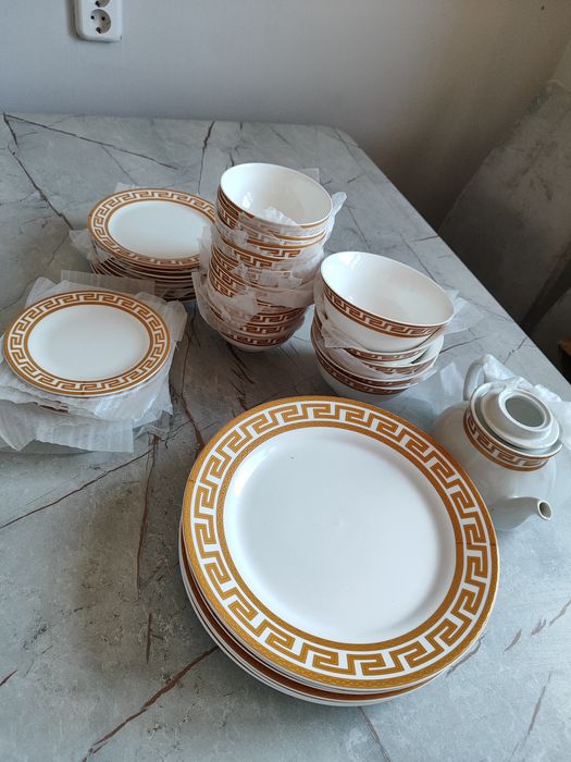 Продам кухонный сервис