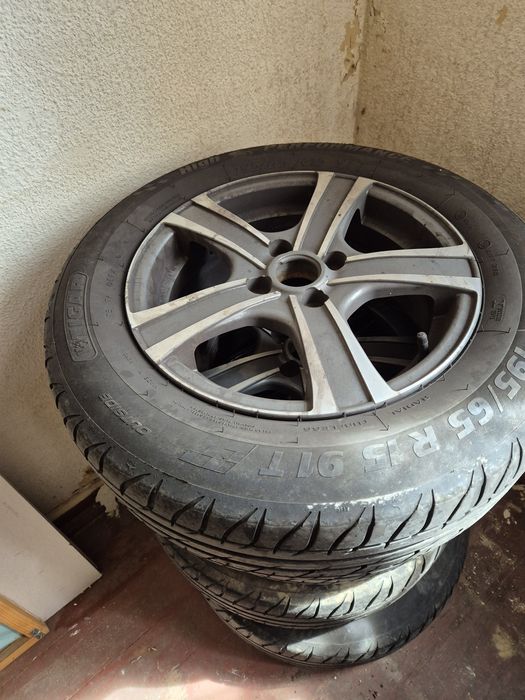 Vând 2 seturi de jenti