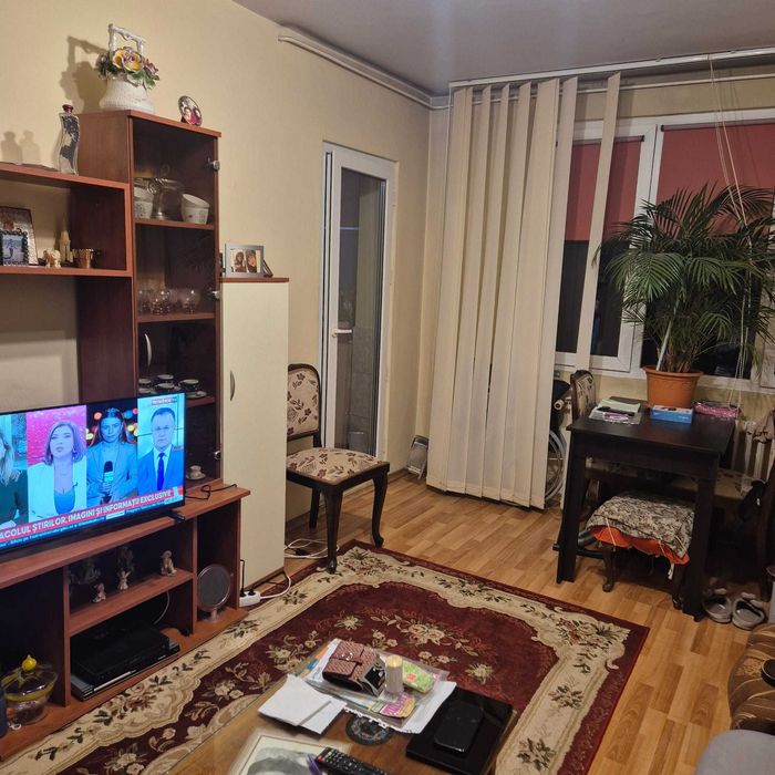 PROPRIETAR -3 camere decomandate, orientare sudică, 2–3 m de metrou Nicolae Grigorescu
