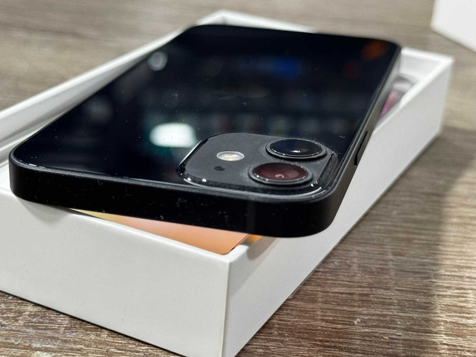 iPhone 12 Mini 100% Battery