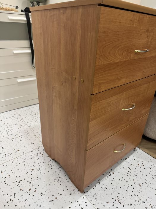 Продам комод вместительный