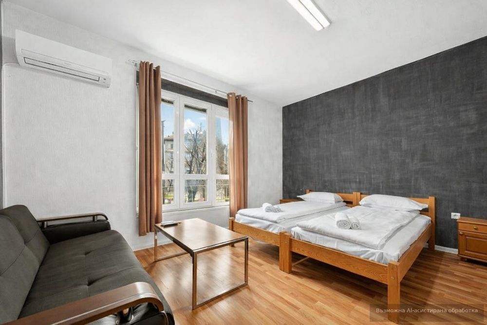 Дава се под наем Четиристаен апартамент в Варна, Център - 110 кв.м за 750 € - Снимка #1