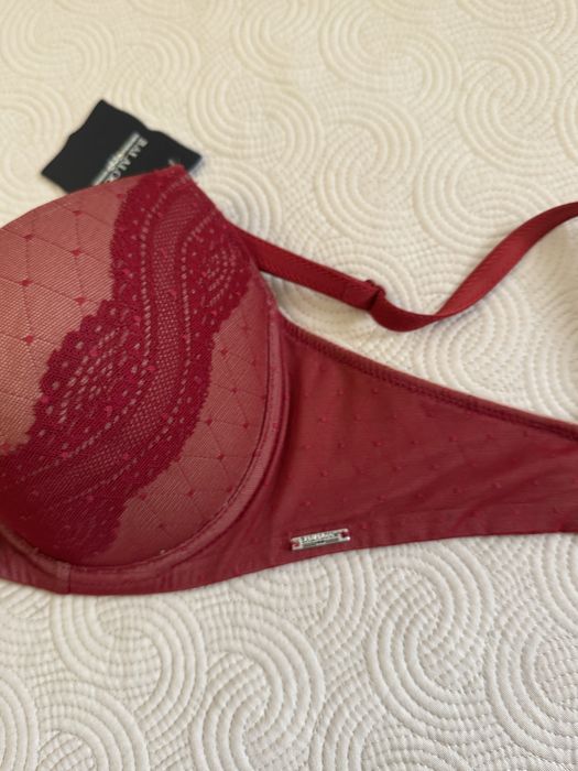 Продам новые бюзгалтера