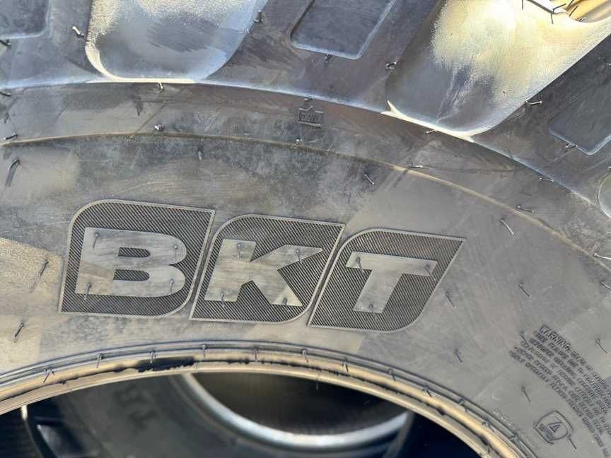 Anvelope noi 18.4-26 INDUSTRIALE buldo Cauciucuri cu livrare inclusa