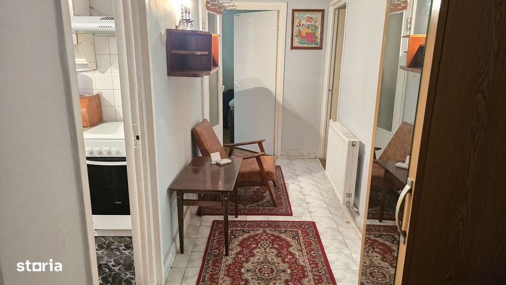 Vand apartament cu 3 camere decomandat in Deva, George Enescu etaj 1,