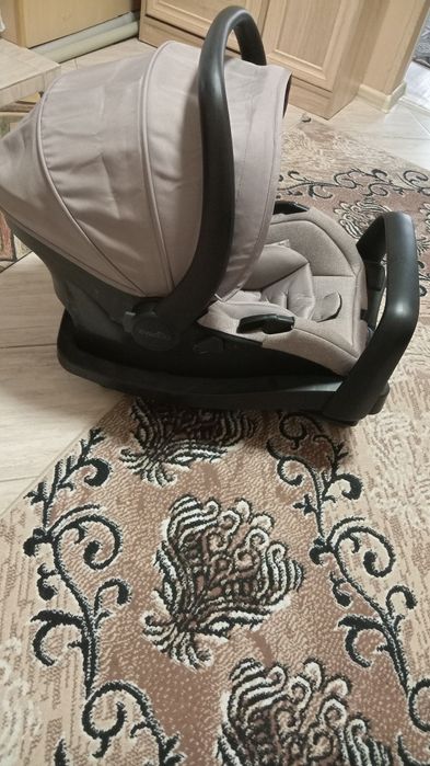 Продаю автолюльку