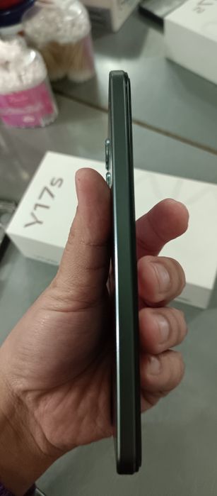 Vivo Y17S 6+6/128 gb ideal xolatda karobkasi bor