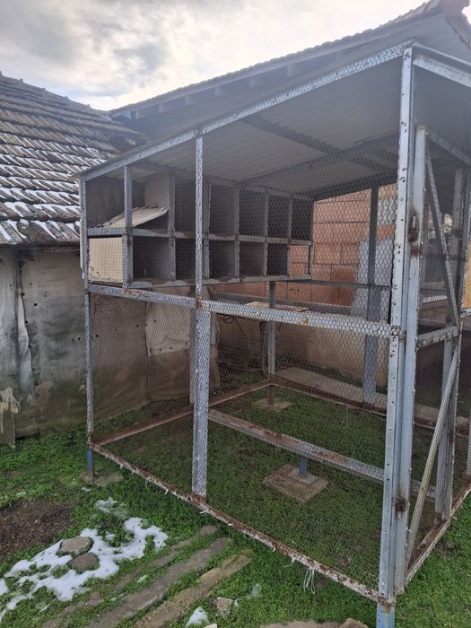 Клетка за птици.