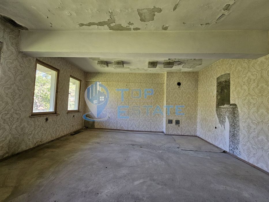 Продава се Къща в с. Стоките, Област Габрово - 503 кв.м за 560 €/кв.м - Снимка #10