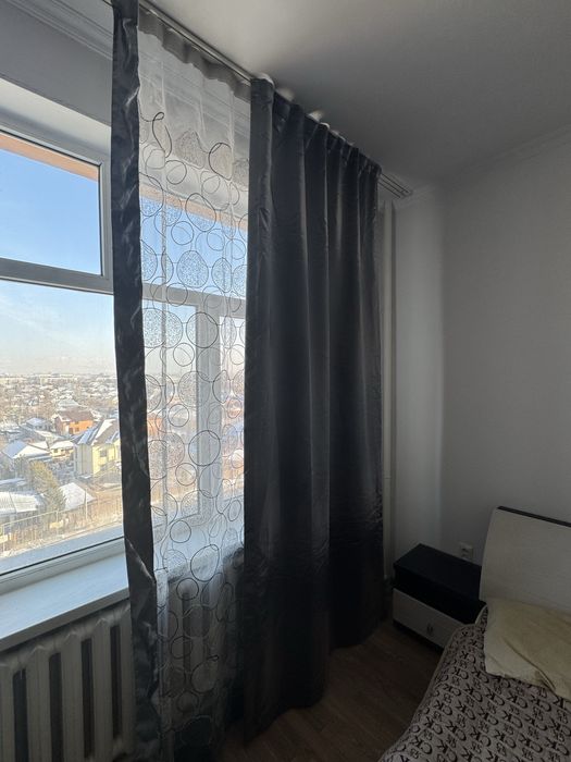 Продам шторы в комнату