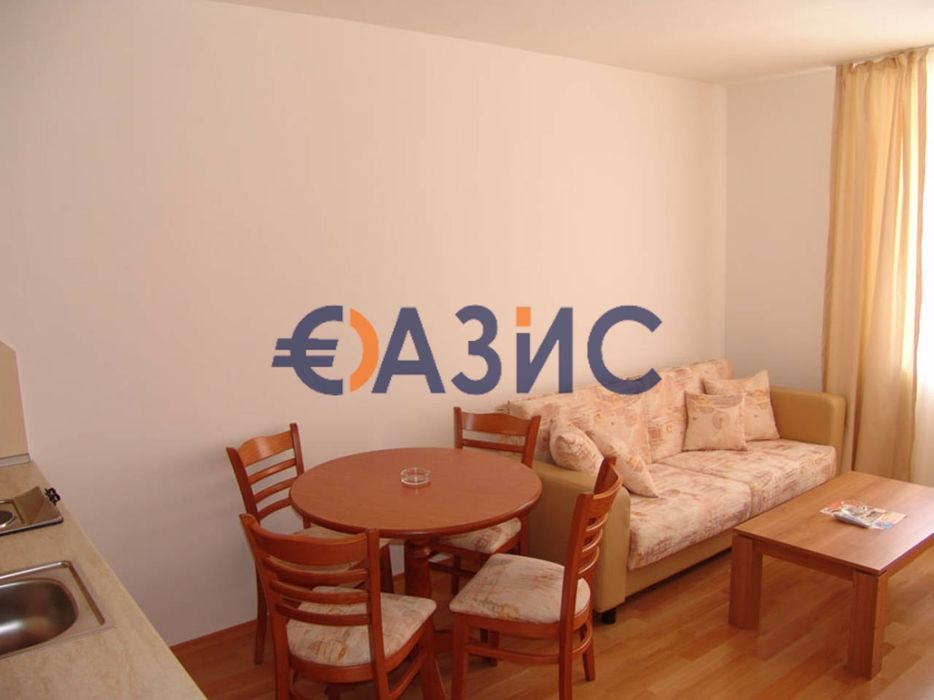 Продава се Двустаен апартамент в к.к. Слънчев бряг - 83 кв.м за 584 €/кв.м - Снимка #3