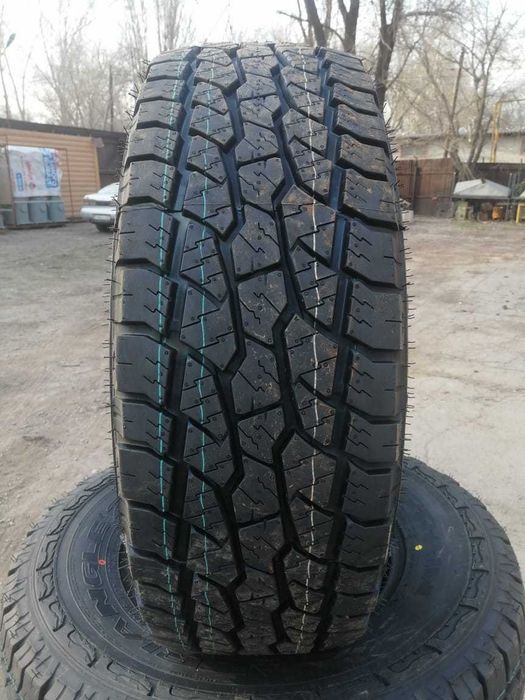 Всесезонные шины 265/70/16 Triangle TR292 (112S)