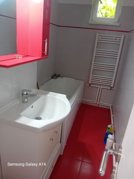 Apartament cu 1 cameră de închiriat – Central, Piatra Neamț