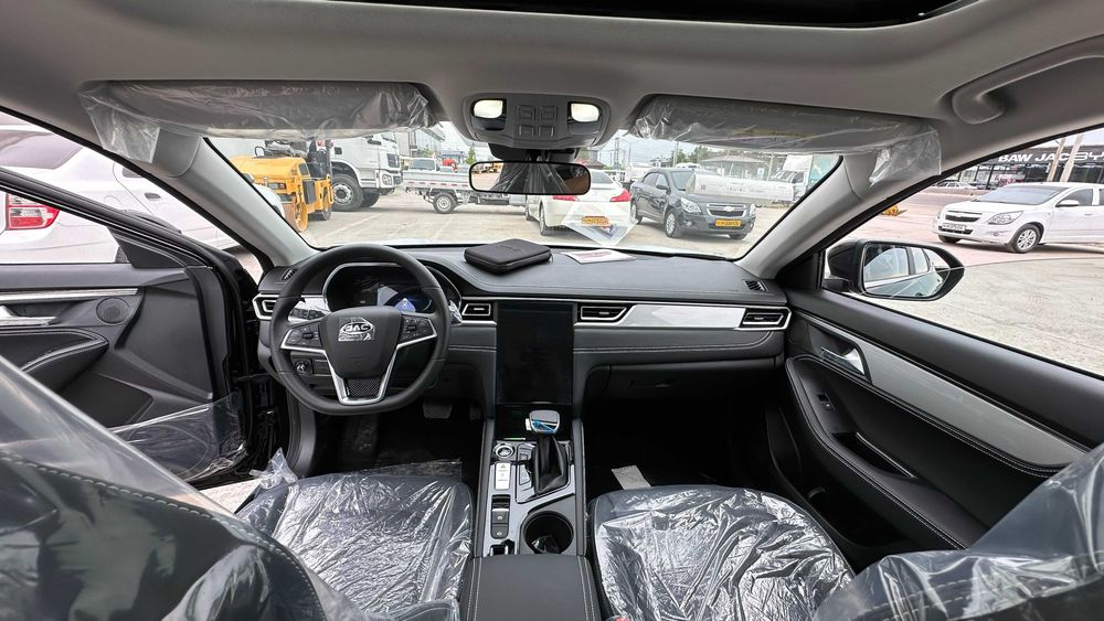 JAC J7  автомобили сотувда таййор