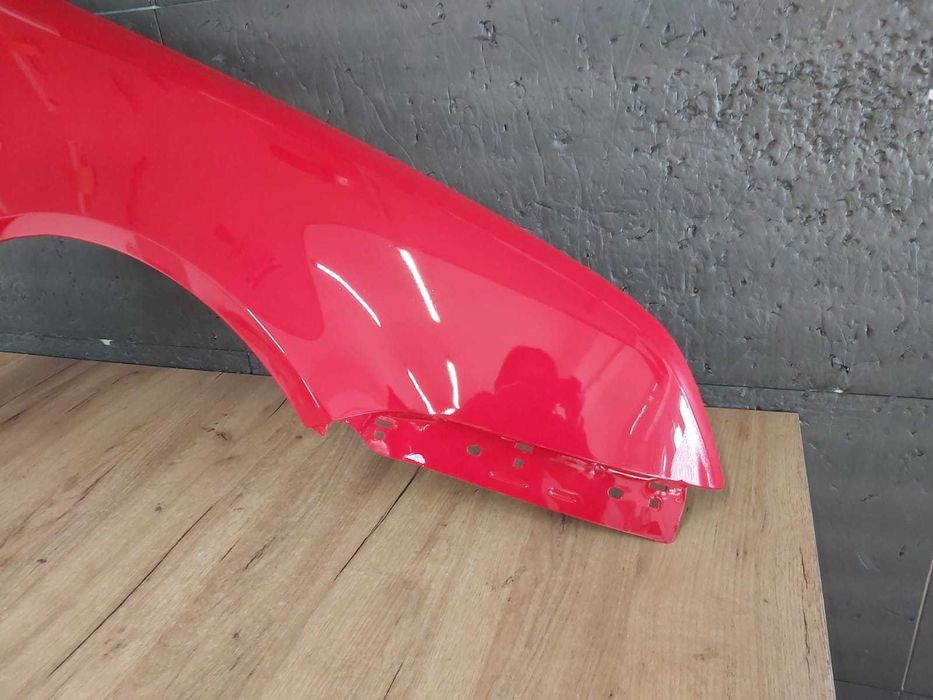 Aripa Fata Dreapta VW Bora An 1998-2005 (LY3D (Rosu))