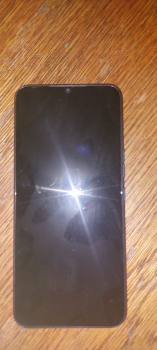 Телефон Tecno spark 8C