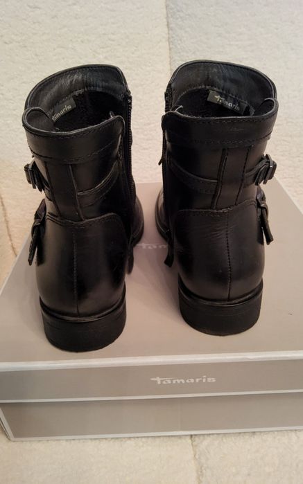 Ghete piele negre Tamaris