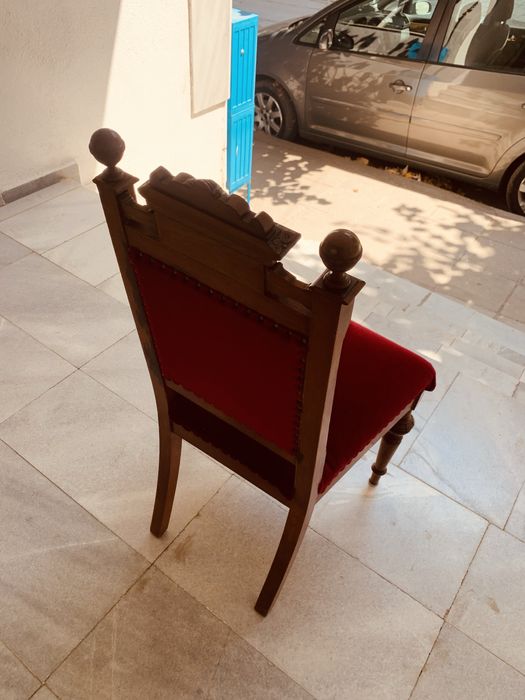 Античен стол от масивно дърво – късен XIX век