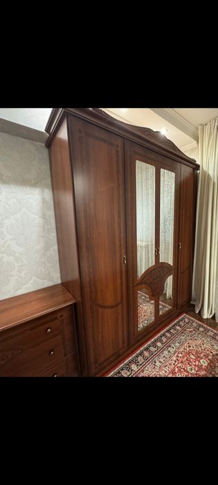 Шкаф и комод продам