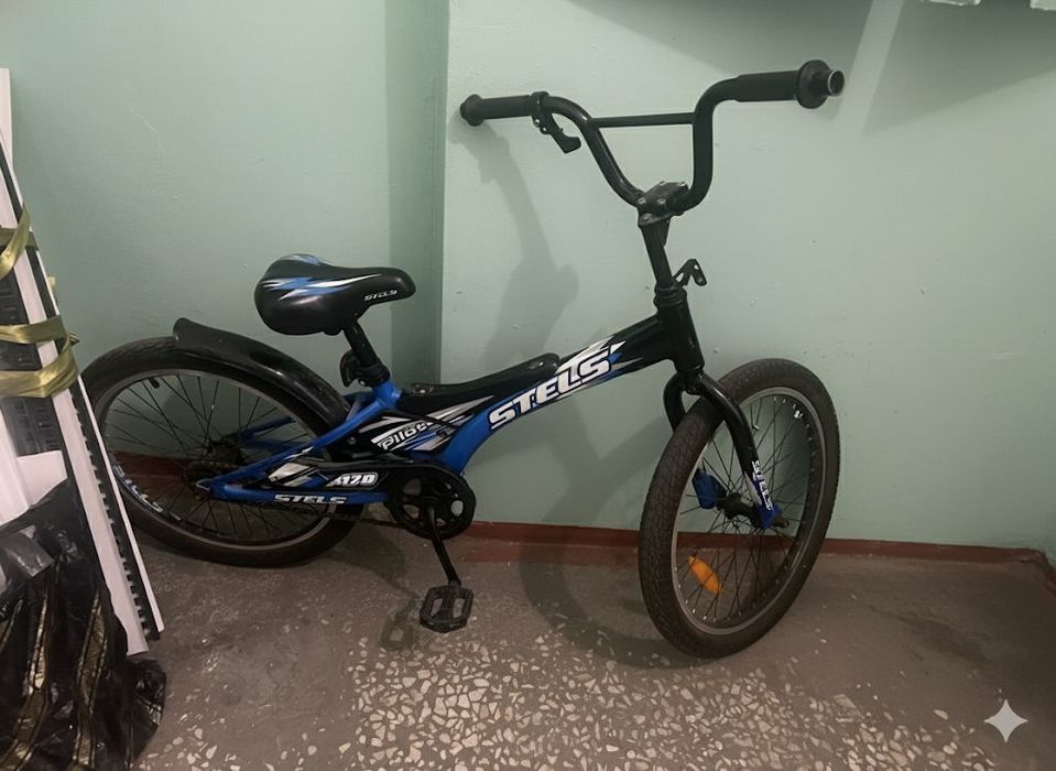 Велосипед, детский на 8-12 лет пойдет, б.у.