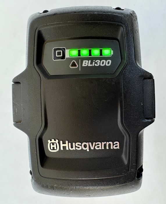 Husqvarna BLi300 - Мощна акумулаторна батерия 36V 9,4Ah