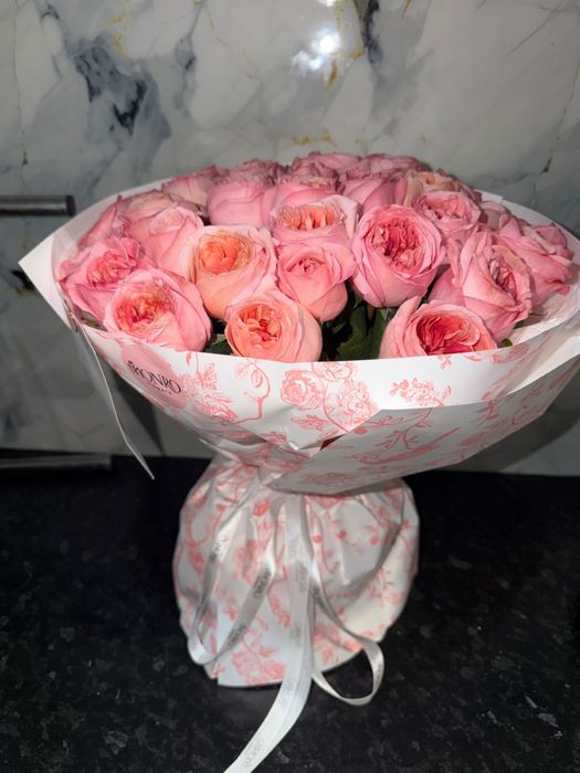 Букет розывых роз