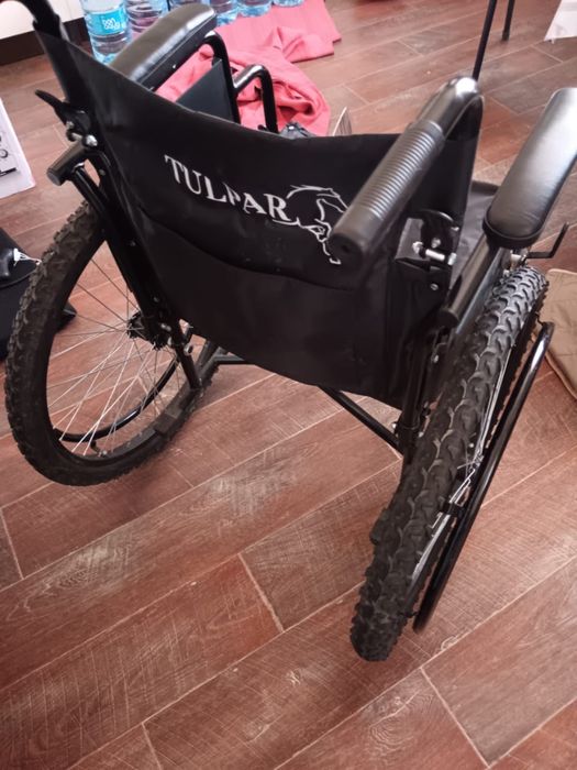 Продам коляску инвалидную