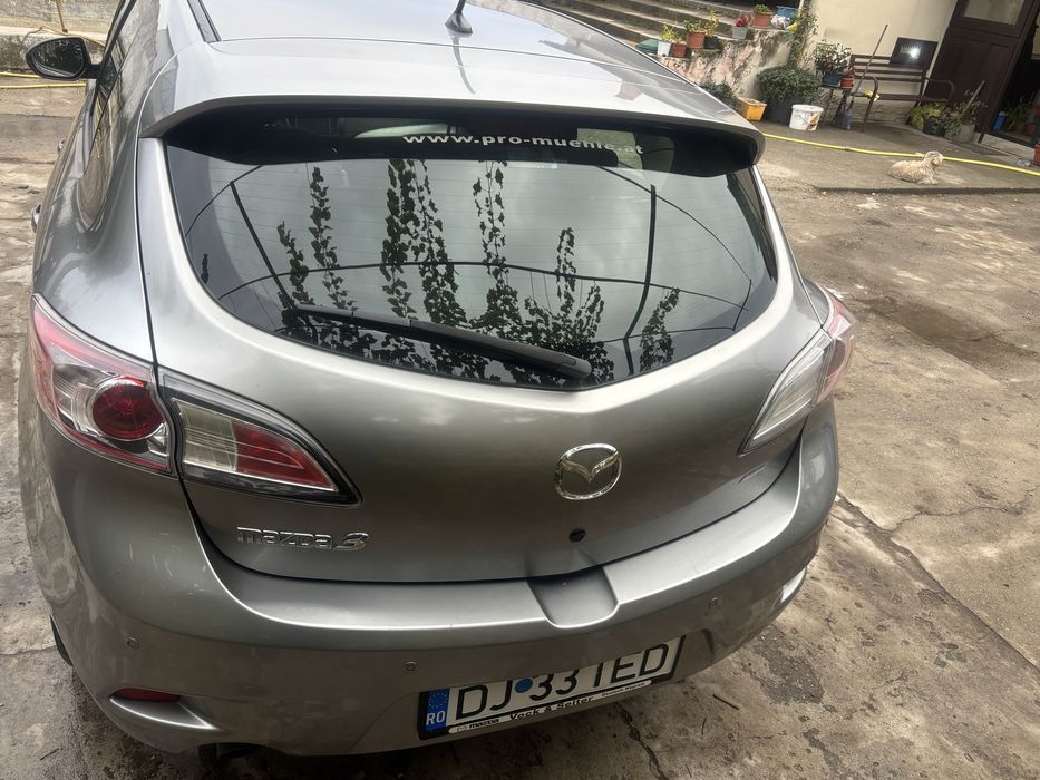 Mazda 3 2012 benzină, 4.600 € — imagine 4