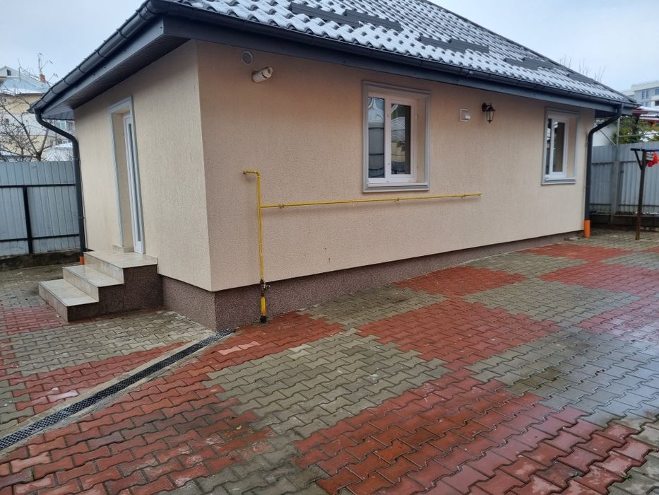 Închiriez în regim hotelier