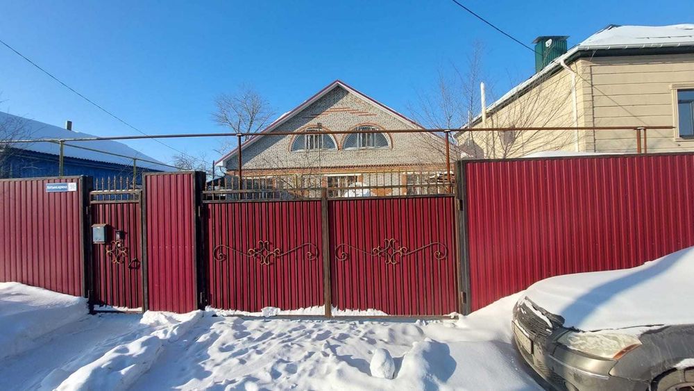 Продажа 3-этажного дома