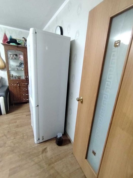 Холодильник Indesit срочно