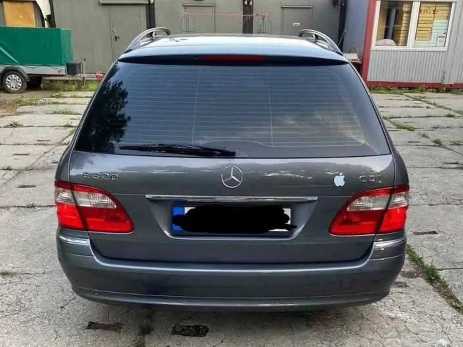 На Части Mercedes W211 E220cdi 2.2cdi 150к.с. комби 2005г.