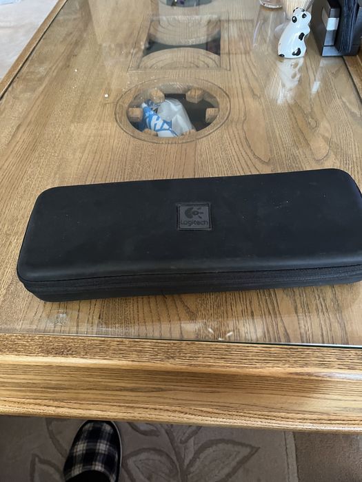 Logi tech-тонколона