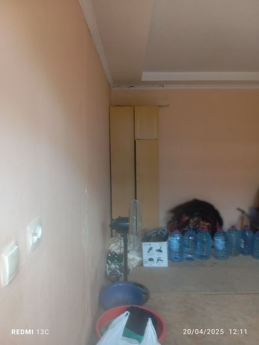 Zangiota rayon bos suv qishlogʻida uy 2,5 sotix uy sotiladi