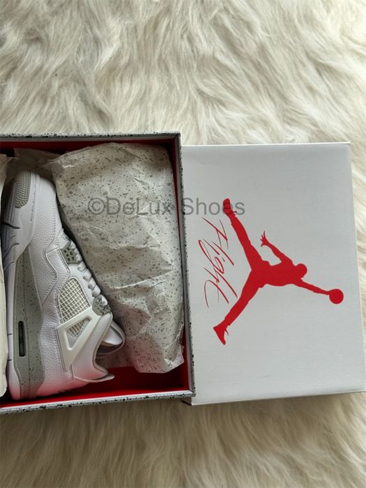 Jordan 4 Retro Oreo White Air Grey