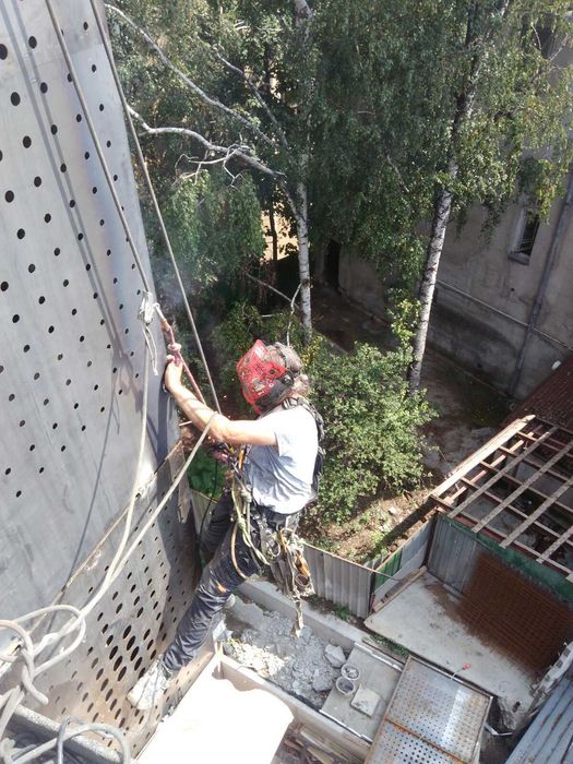 Демонтаж и монтаж на всякакви стоманени конструкции