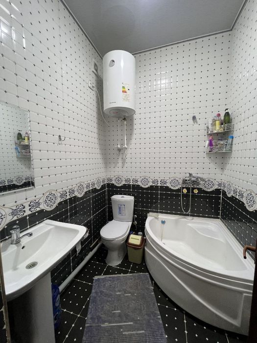 Uy sotiladi 2 xonali