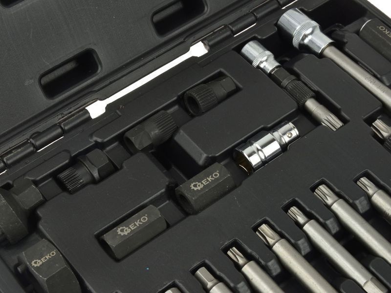 Инструменти за обслужване на алтернатори 24 бр.