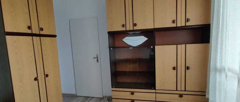 Дава се под наем Двустаен апартамент в Бургас, Меден рудник - зона А - 66 кв.м за 250 € - Снимка #4