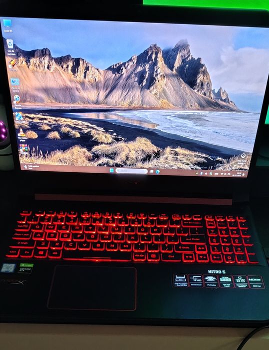 Vând Acer Nitro 5