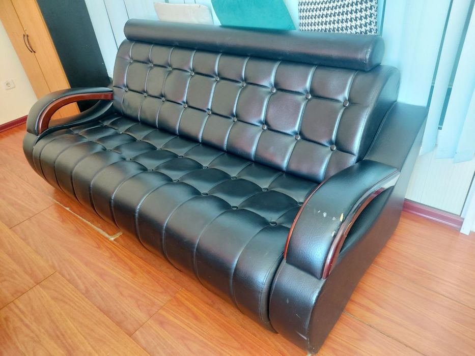 Офисный диван...