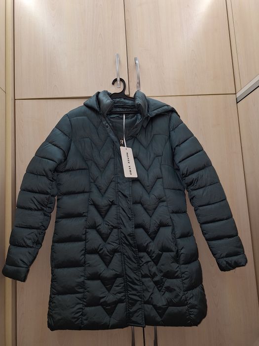 Дамско яке.   М-Л