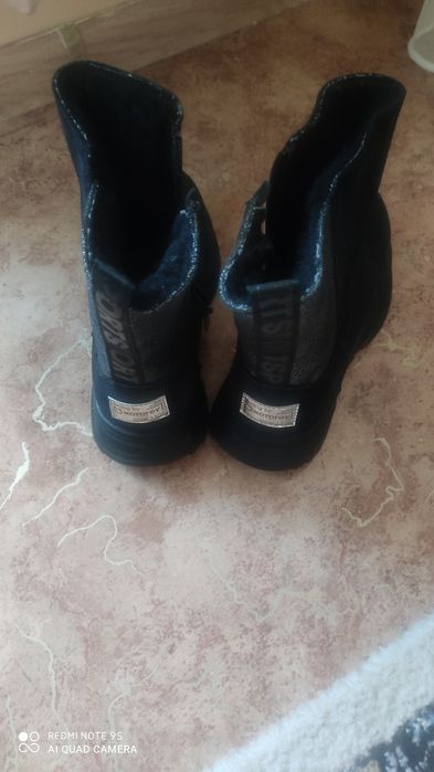 Обувь детская, удобная,стильная