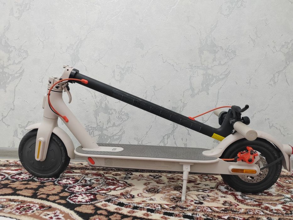 Mi Electric Scooter 3  EU