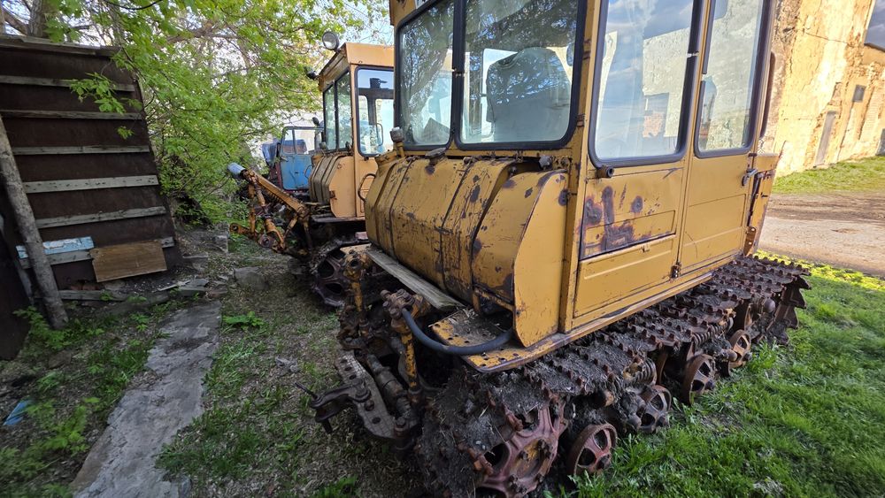Продам трактора Дт 75