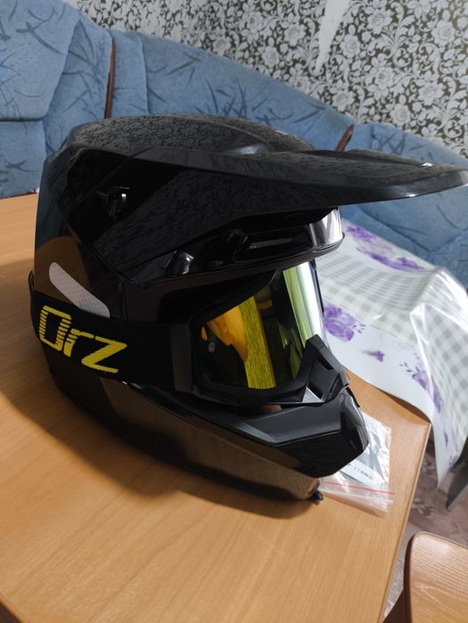 Мотошлем Scoyco WS905 черный + подарок